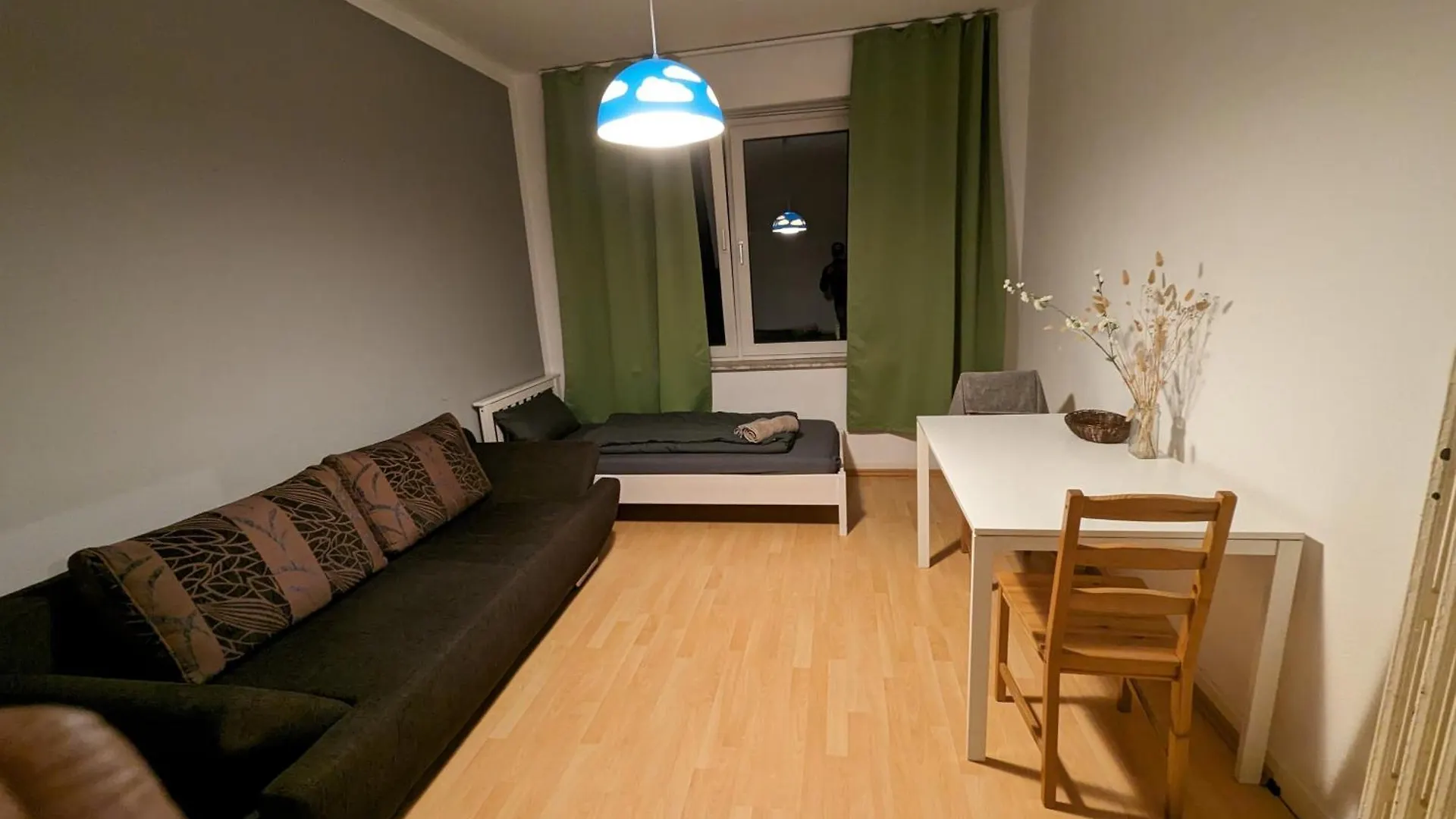 Apartment Ruhige 3-Zimmer-Wohnung Messenah Hannover